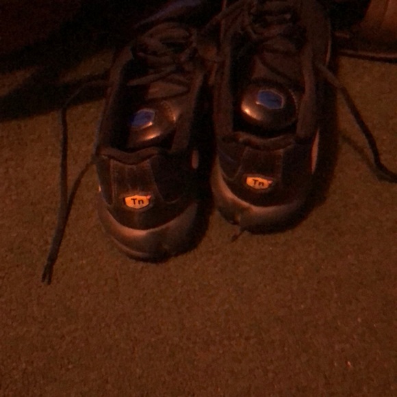 Nike shoes - Picture 5 of 5